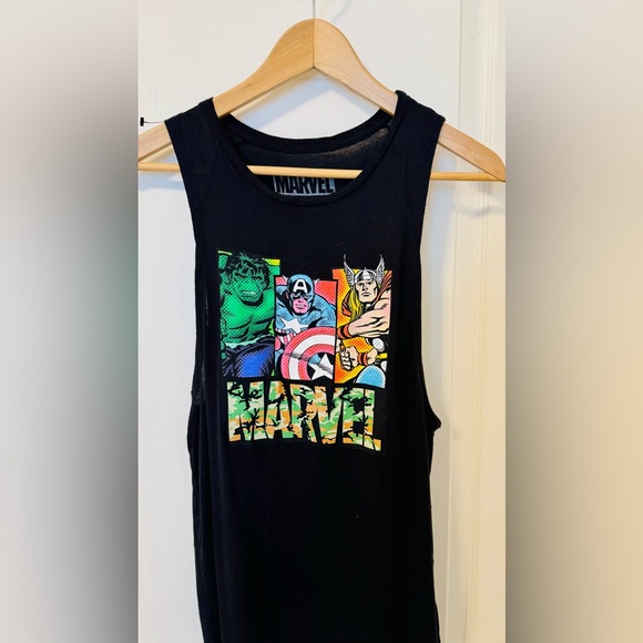 Marvel Tops - Marvel Superhero Black Graphic Tank Top NWOT